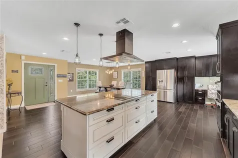 3847 N Lake Orlando Parkway Orlando FL 32808
