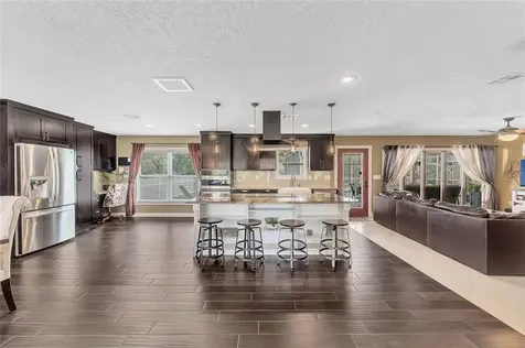 3847 N Lake Orlando Parkway Orlando FL 32808
