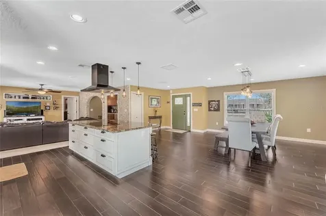 3847 N Lake Orlando Parkway Orlando FL 32808
