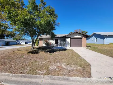 8015 Las Cruces Court Port Richey FL 34668