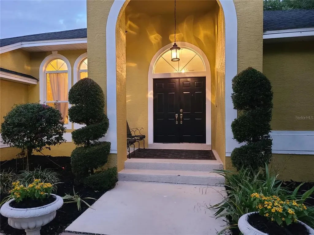 8557 Summerville Place Orlando FL 32819