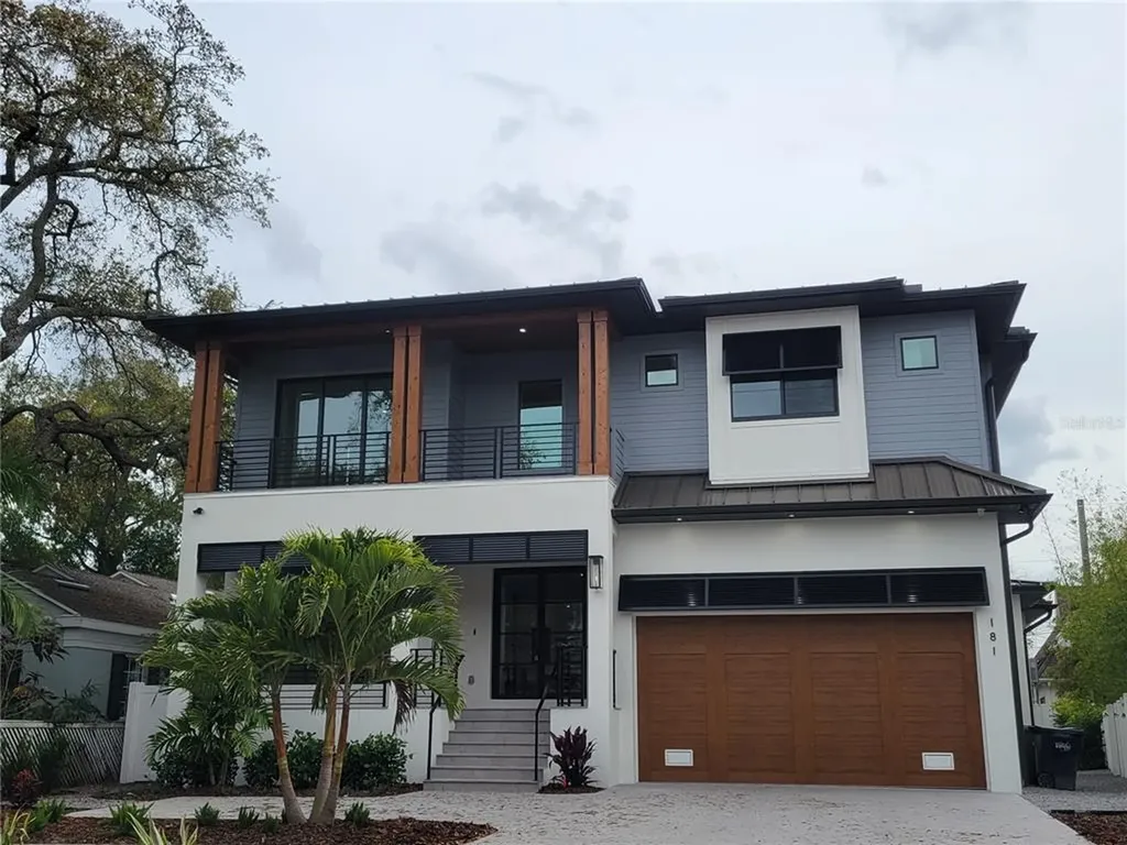 181 Baltic Circle Tampa FL 33606