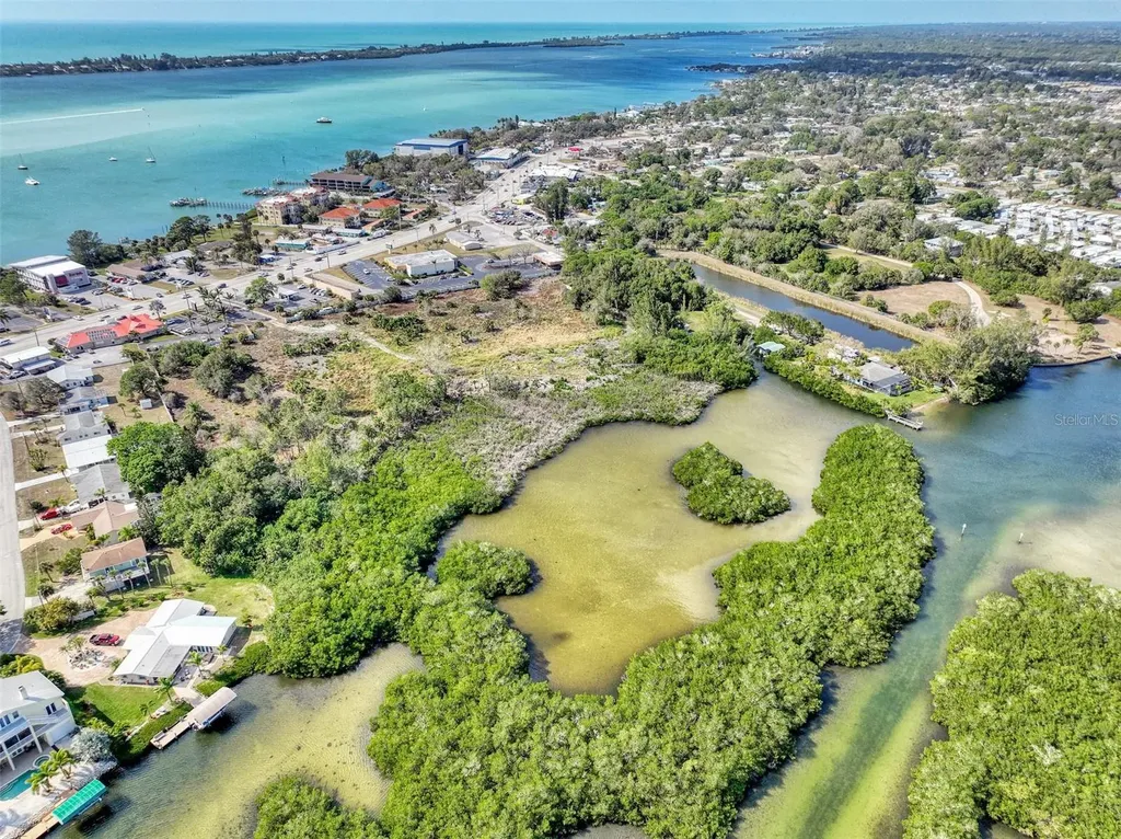 201 E Bay Heights Road Englewood FL 34223