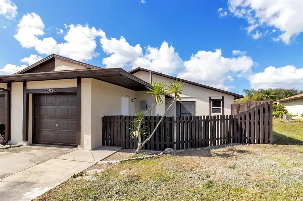 10026 Bellwood Court Orlando FL 32821