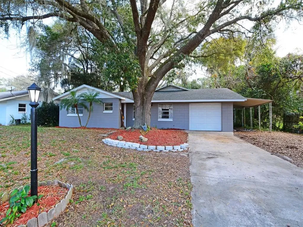 37246 Oak Lane Umatilla FL 32784