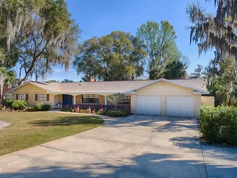 1414 Park Drive Leesburg FL 34748