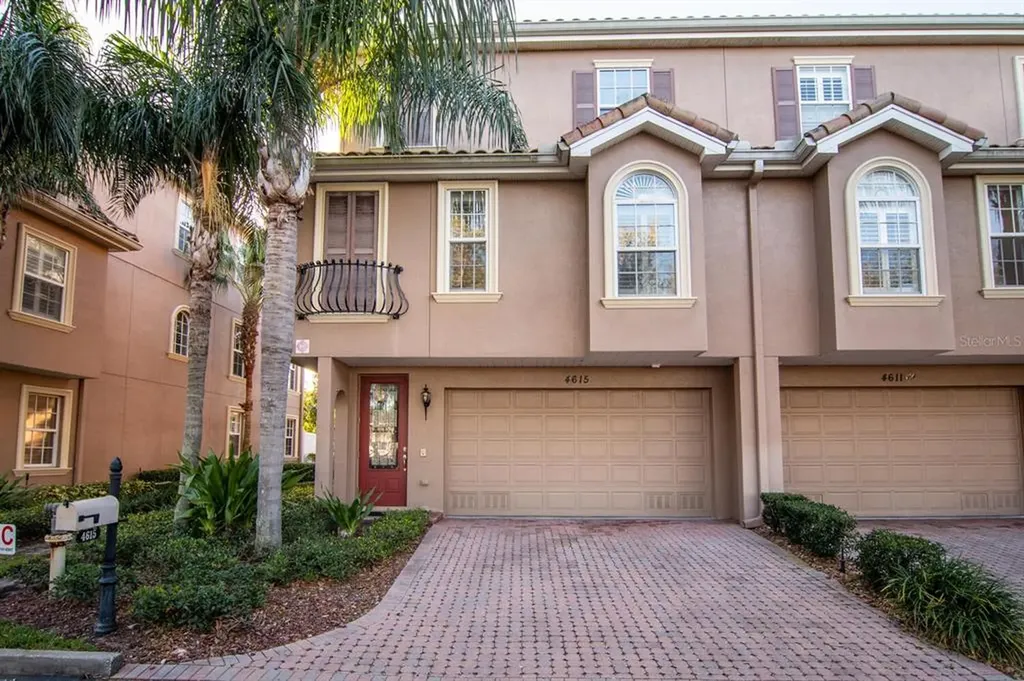 4615 Overlook Drive NE St Petersburg FL 33703