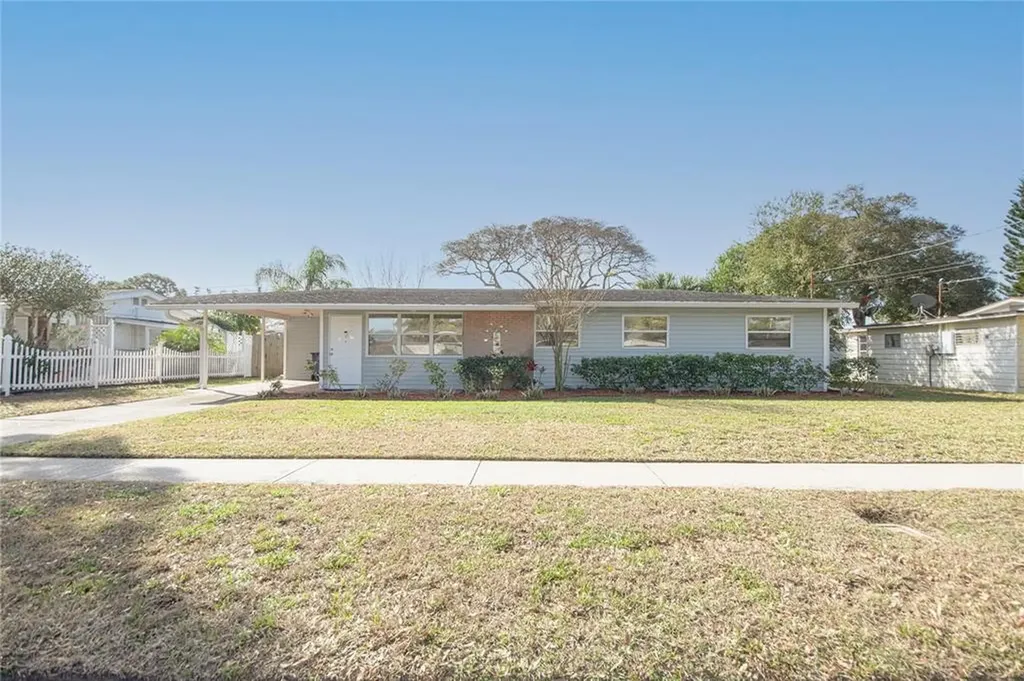 4710 W Fairview Heights Tampa FL 33616