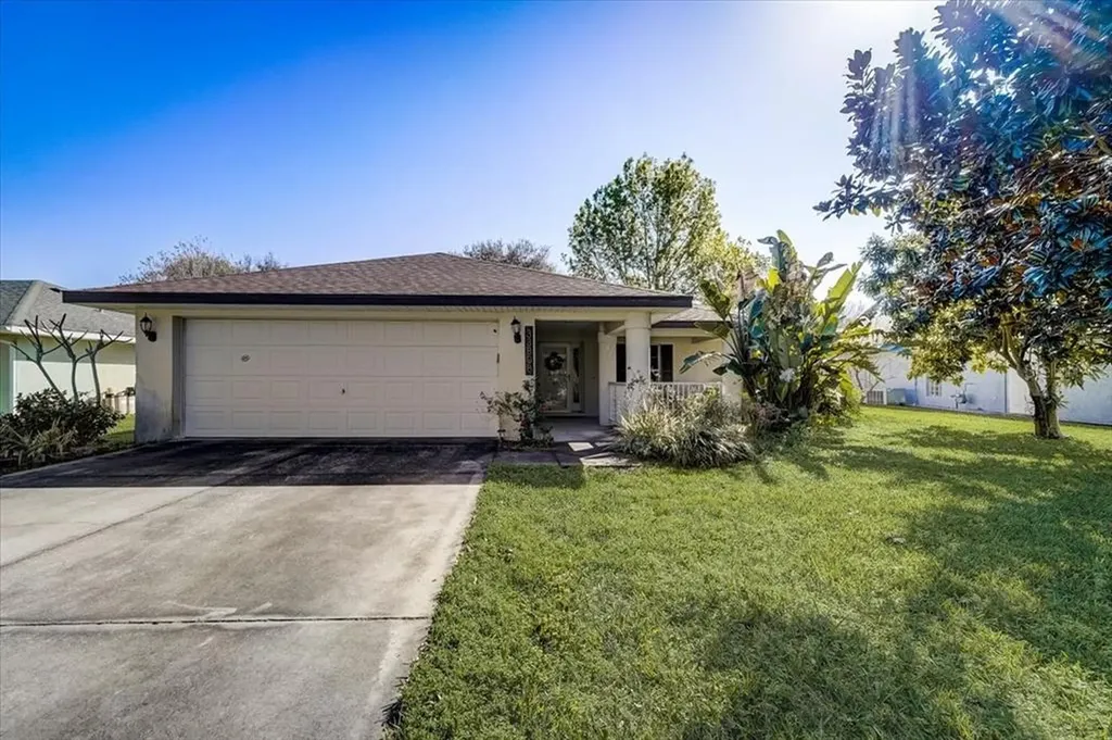 33808 Secret Hill Drive Leesburg FL 34788