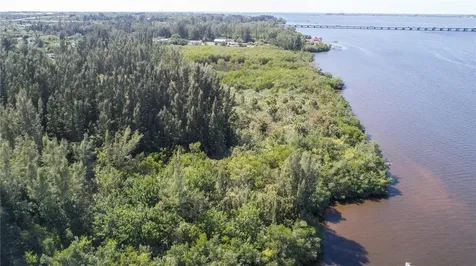 418 Peace Island Drive Punta Gorda FL 33950