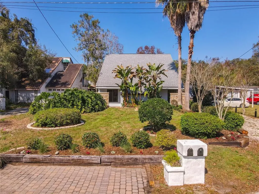 5329 Blue Grass Street Orlando FL 32810