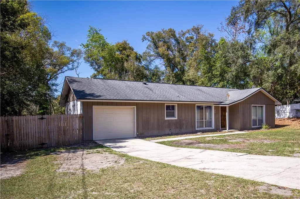 212 S Line Drive Apopka FL 32703