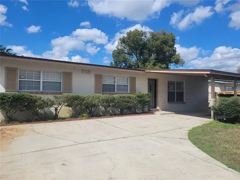 7118 Chaucer Lane Orlando FL 32809
