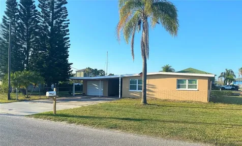 6613 Boatyard Drive Hudson FL 34667