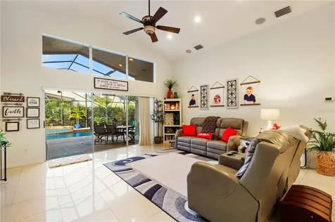 6007 Shearwater Lane Lithia FL 33547
