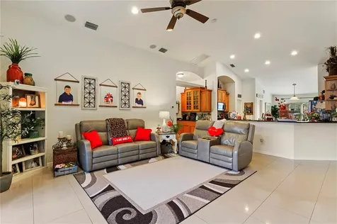6007 Shearwater Lane Lithia FL 33547