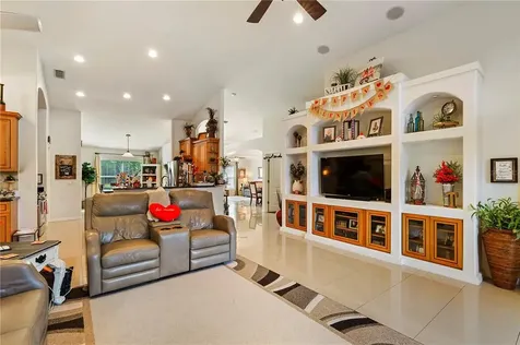 6007 Shearwater Lane Lithia FL 33547