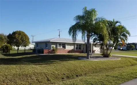 516 Dolphin Parkway Punta Gorda FL 33950