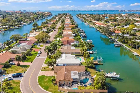 3801 48th Avenue S St Petersburg FL 33711