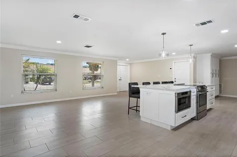 3801 48th Avenue S St Petersburg FL 33711