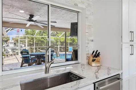 3801 48th Avenue S St Petersburg FL 33711