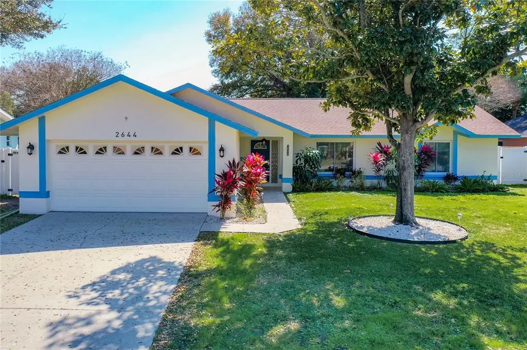 2644 58th Avenue S St Petersburg FL 33712