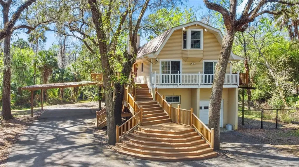 4502 Coconut Cove Place Valrico FL 33596