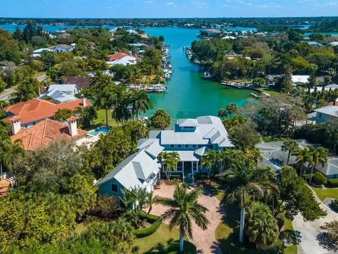 3535 Flamingo Avenue Sarasota FL 34242