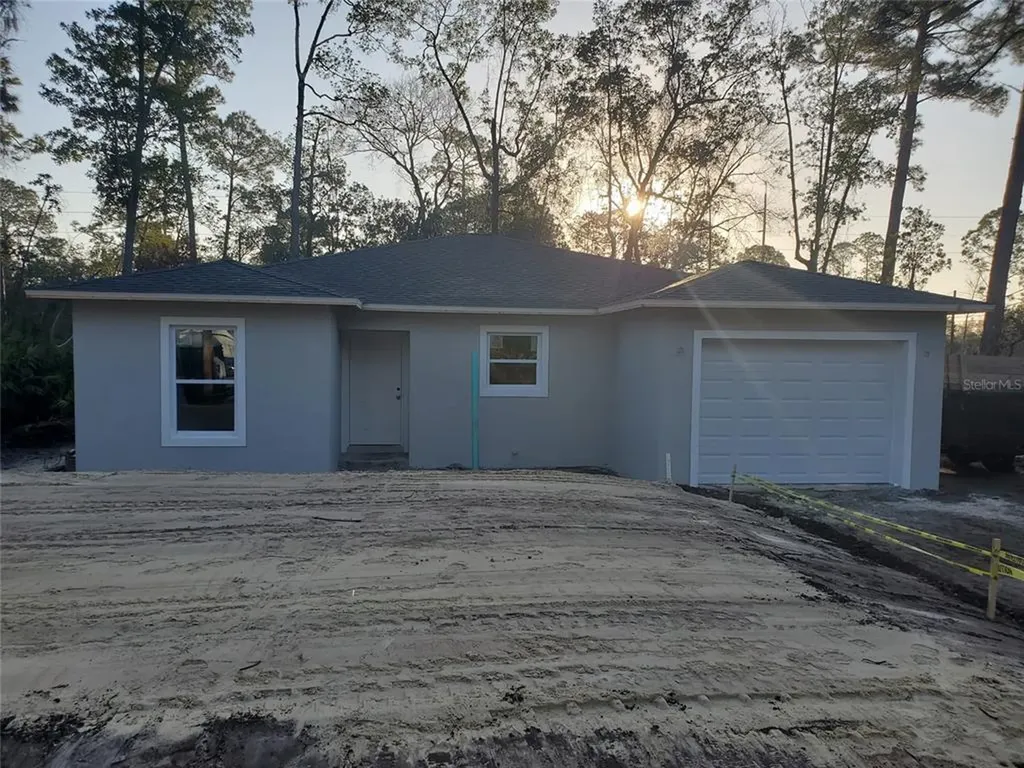 1211 8th Avenue Deland FL 32724