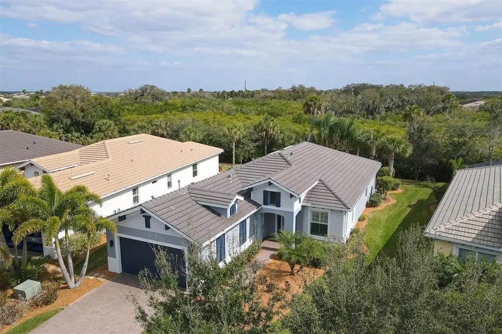 5021 Lake Overlook Avenue Bradenton FL 34208