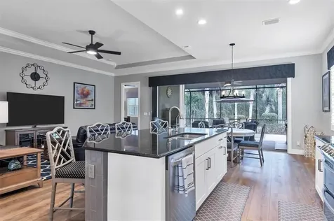 5021 Lake Overlook Avenue Bradenton FL 34208