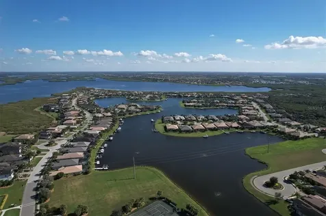 5021 Lake Overlook Avenue Bradenton FL 34208