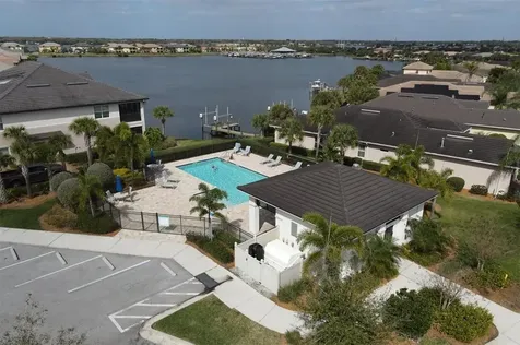 5021 Lake Overlook Avenue Bradenton FL 34208