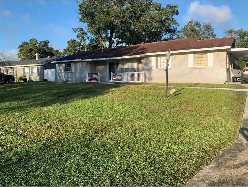 1504 Meadowridge Drive Valrico FL 33596