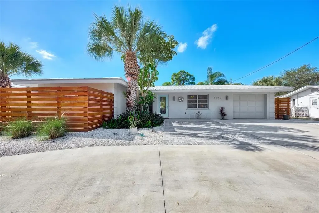 3360 Mayflower Street Sarasota FL 34231