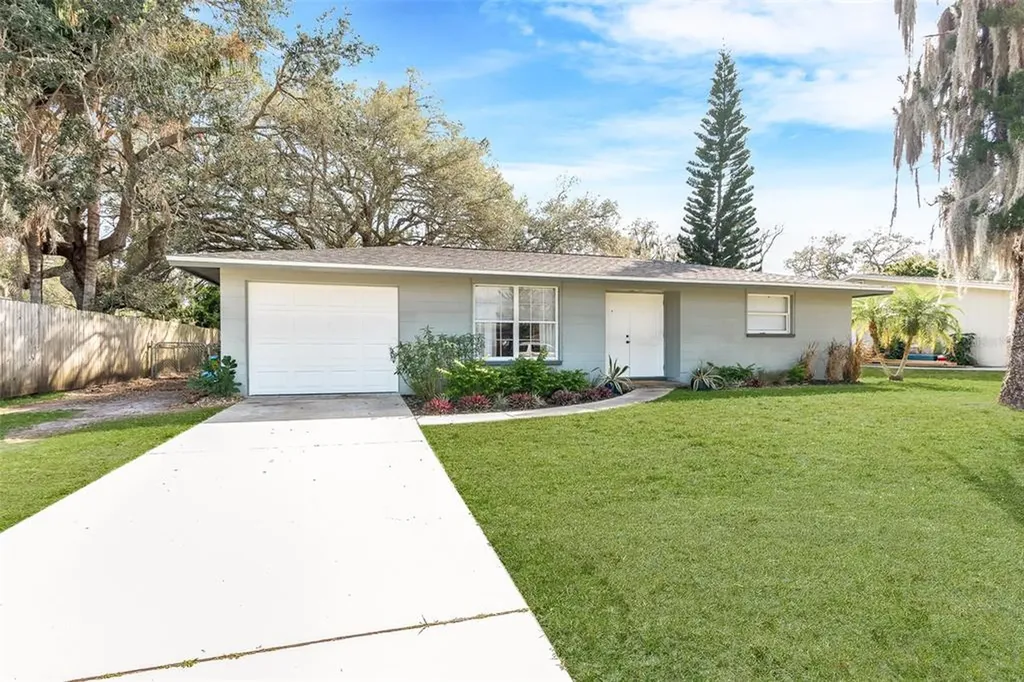 3344 Bailey Street Sarasota FL 34237