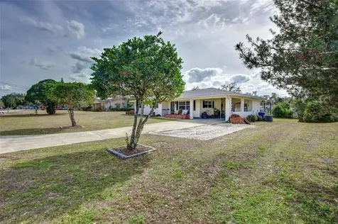 570 Parkdale Court Deland FL 32724