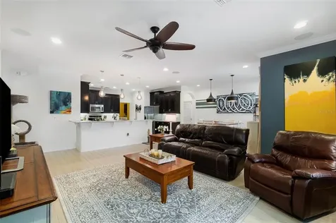 2228 Candlenut Circle Apopka FL 32712