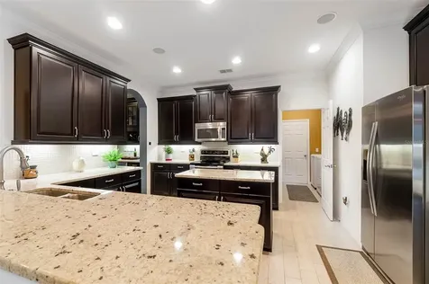 2228 Candlenut Circle Apopka FL 32712