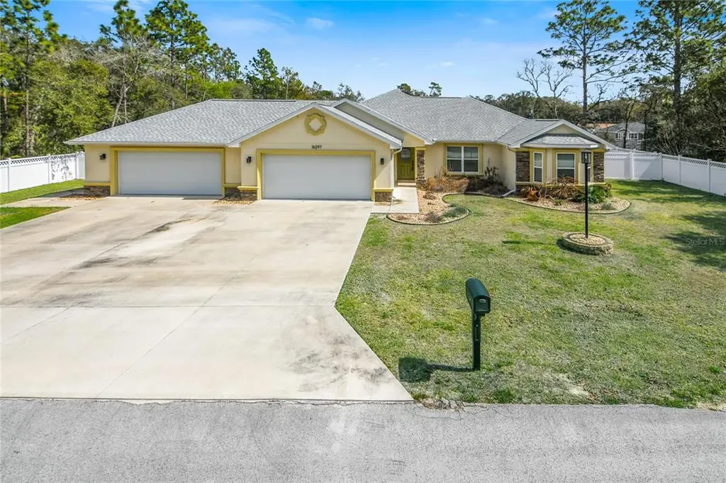 16297 SE 89th Court Summerfield FL 34491