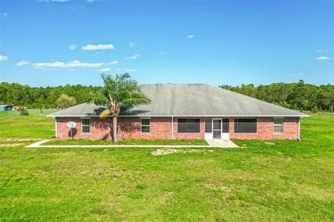 1995 Maytown Road Oak Hill FL 32759