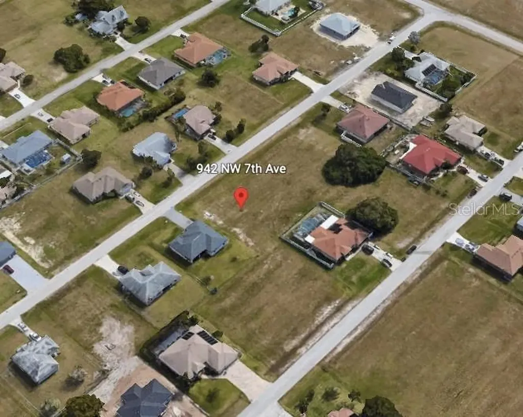 942 NW 7th Avenue Cape Coral FL 33993