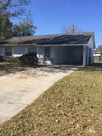 10 Bonaire Place Umatilla FL 32784