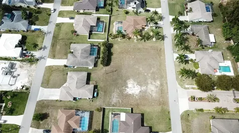 922 SW 22nd Terrace Cape Coral FL 33991