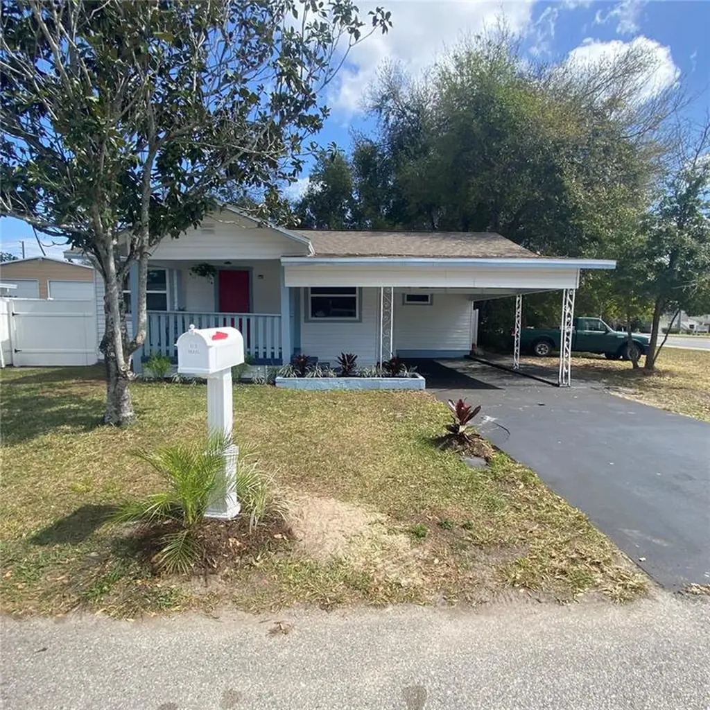 1011 Palmway Street Kissimmee FL 34744
