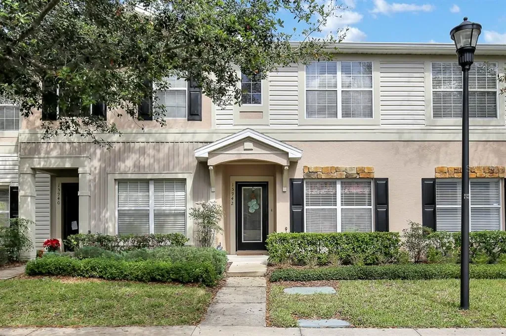 15942 Fishhawk Creek Lane Lithia FL 33547