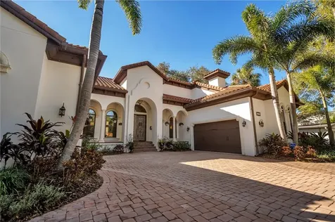 4636 W San Jose Street Tampa FL 33629