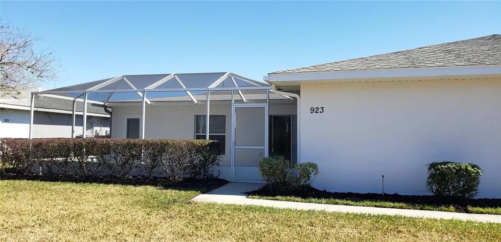 923 Willow Drive Leesburg FL 34748