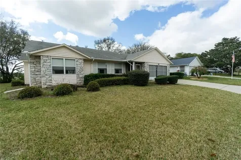 26229 Newcombe Circle Leesburg FL 34748
