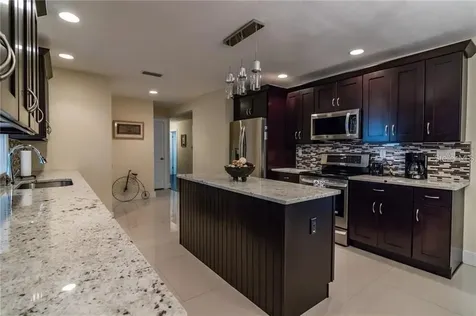 4623 W Bay To Bay Boulevard Tampa FL 33629